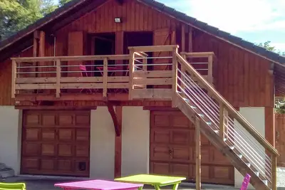 Image de 3 pièces dans une maison à la campagne