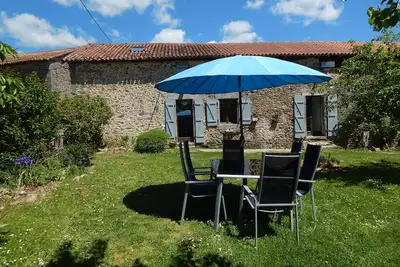 Image de Gite 6 pers avec jardin, spa et sauna dans le Périgord vert