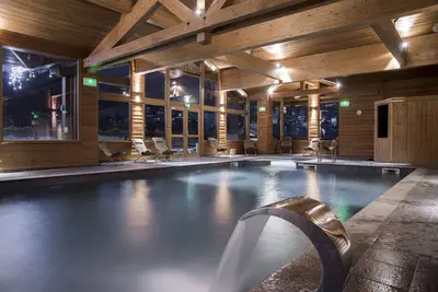 Image de Lcz - Charmant T4 spa et piscine, 4*