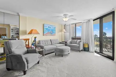 Image de Plage fabuleuse de Litchfield - île de Pawley - 3br vue sur l'océan, à quelques pas de la plage!