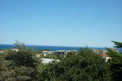 Image de Antibes joli 3 pièces, clair et lumineux, belle vue mer et piscine