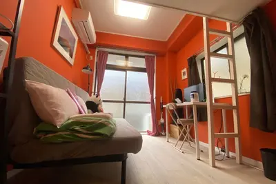 Image de Accueil Yoga lumineux et énergisant - Accès rapide et facile à Shibuya!