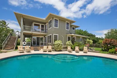 Image de Domaine privé avec vue sur l'océan à Poipu avec A \/ C, jacuzzi et piscine à 5 min à pied de la plage