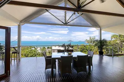 Image de Lorikeet Lodge-Private Tropical Hideaway-Vues panoramiques-Piscine et mtrs Ă la plage