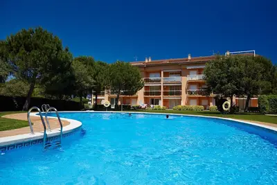 Appart. jardin, piscine - 800m Plage de Pals  (Sg 2 2h 205)