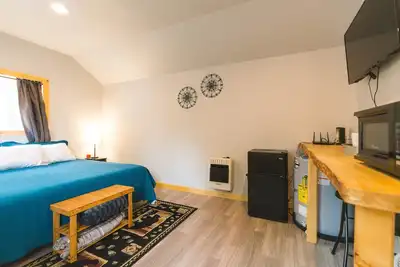 Image de Nouveau! Cabane douce, Randonnée pédestre, Pêche, Bbq, foyers