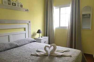 Application précieuse. à avec vue sur la mer terrasse-WiFi gratuit-50 mètres de la zone centrale de la mer
