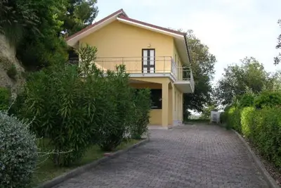 Image de Villa à la campagne à quelques pas de la mer