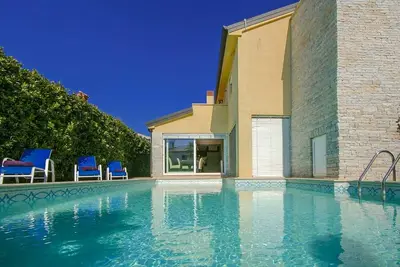 Image de Villa Lidija avec vue sur la mer Ă Porec