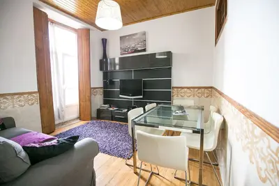 Brya Black Apartment, Wifi, Historic
