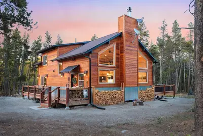Image de New Mountain Home - 35 Min de Breck - Hot Tub - 8 personnes