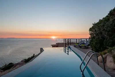 Image de Villa à Costa Paradiso avec 4 chambres à coucher, 8 couchages