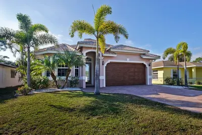 Image de Belle Villa Naples en Floride! Près de la plage de Vanderbilt!