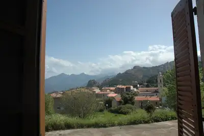 Image de Grande villa de famille. A 5mn à pied du charmant village de Piana