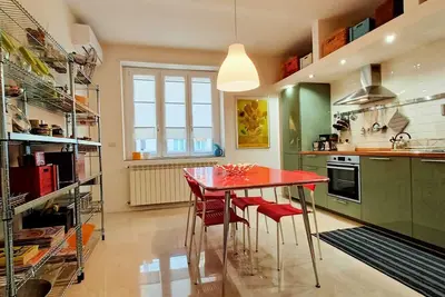 Image de Comme Ă la maison (bel appartement dans le centre de Bologne)