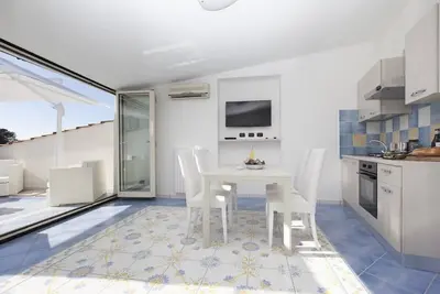 Image de Tetto Bianco- Boutique Home with Panoramic Views of Picturesque Massalubrense Fishermen's Village