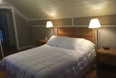Image de Keuka Hydaway Cabine de Charme dans un cadre calme