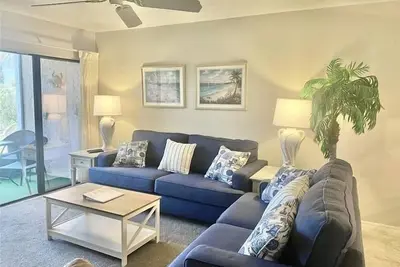 Image de SPÉCIAL Du 18 Au 25 Mai 800 $. 00 UNITÉ 114 Rez De Chaussee, Belle 2 Chambres 2 Bains Proche De La Plage! Pet Friendly (voir conditions ci-dessous)
