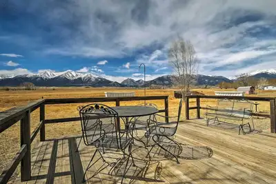 Image de Mtn-View Buena Vista Home w / Hot Tub 1Mi to Main St