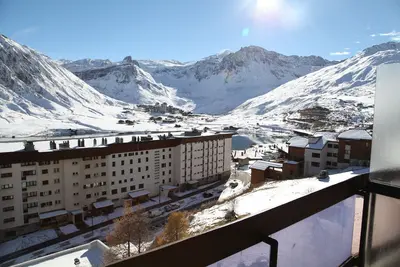 Image de 2 pièces, 6 personnes, vue sur lac