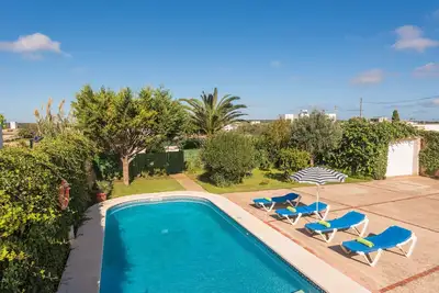 Image de Belle Finca à la périphérie de Ciutadella de Menorca avec piscine privée et intimité totale