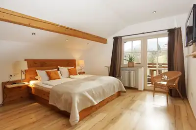 Image de Ferienwohnung \"Quitte\" 100 qm bis 5 Personen, Eg und 1. Og, 3 separate Schlafzimmer, Süd-Terrasse und Balkon.