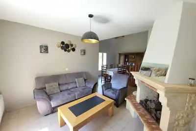 Image de Maison paisible avec jardin, garage, WiFi, proche plage et commerces