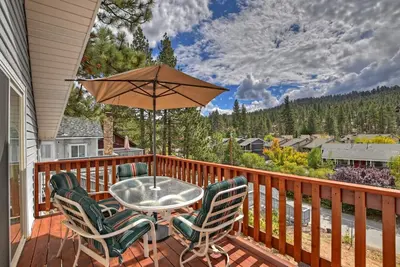 Image de Mary's Lake Cabin: Marchez vers le lac et le parc de Boulder Bay! Salle de jeux!
