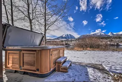 Image de Maison de ville avec vue sur la montagne, Ă moins de 15 km de Breck!