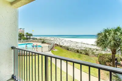 Image de AncerBeachFRONT Windancer 207☀1br + Bunks- 18 au 20 mai 585 $! Gulf Front Pool! FunPass