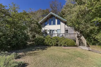 Image de Trouvez votre rythme dans cette magnifique maison de vacances avec 3 chambres et 2 salles de bains sur l'île de Chincoteague.