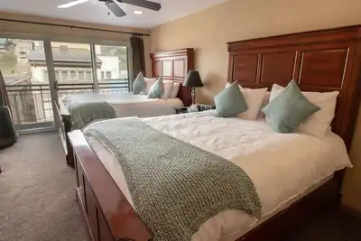 Image de Cosy Alpine 1 Bedroom Retreat vue sur le balcon de Historical Downtown Park City