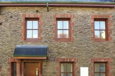 Image de Spacieuse maison de vacances confortable au coeur de Dingle