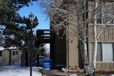 Image de Canyons Village de Cozy Ascenseur spacieuse Side Condo Ă Park City Mountain Resort
