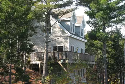 Image de Ultra moderne Belle Accueil Surplombant Frenchmans Bay