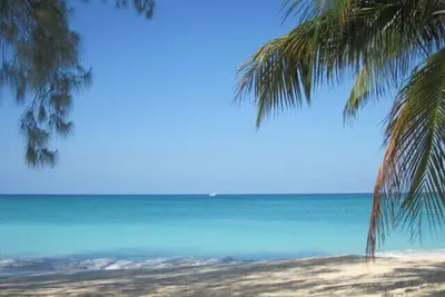 Image de Luxueux condo au rez-de-chaussée à quelques pas de la Meilleure plage spéciale été / automne