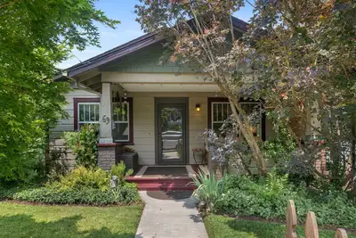 Image de Artsy / Zen Bungalow W. Asheville - promenade aux cafés, restaurants, bars, parc