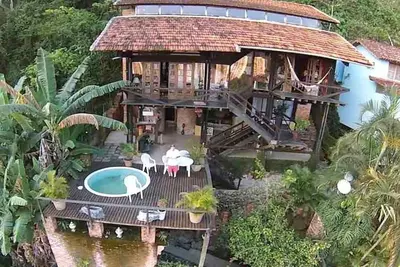 Image de Belle Maison En Ville À PROXIMITÉ De La Nature À 20 Min De La Plage De Barra Et Riocentro