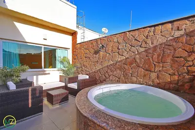 Image de Magnifique penthouse de 3 chambres à Copacabana avec jacuzzi et terrasse à Copacabana!