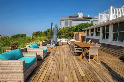 Image de Luxury Beach House au coeur de North Fork - Vignobles The Hamptons The Diana