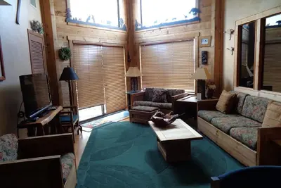 Image de Bullwinkles Condo - Ski-In/Ski-Out - in Main Lodge Area - Seven Springs Villages
