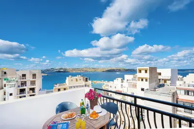 Image de GetawaysMalta - Seashells Apartment with panoramic sea view terrace in Bugibba