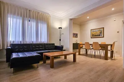 Image de GÜELL Park Apartment