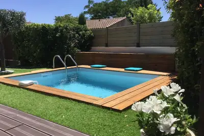 Image de Villa résidentielle avec sa piscine et son spa privés à 5mn de Gordes