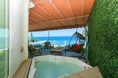 Image de Votre Plage Oceanfront Houz