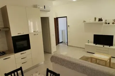 Appartement au 1er étage sur un immeuble entièrement rénové! ! !