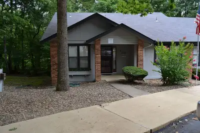 Image de 7RomeLn<br>Â Cortez Courts<br>Â Maison de ville<br>Â 4 personnes