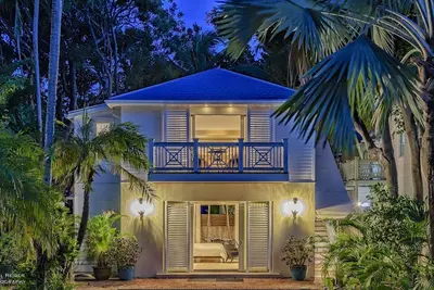 Image de << Darling Of Duval @ Old Town >> Remarquable Guest Cottage + Jacuzzi + Derniers services clés