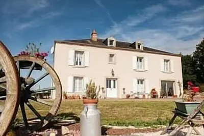 Image de Magnifique maison et terrain, piscine d'eau salée chauffée, familial, Wifi