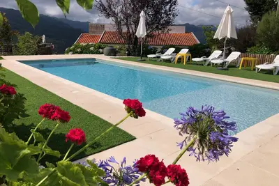 Image de Maison avec piscine privée et vue imprenable sur Gerês